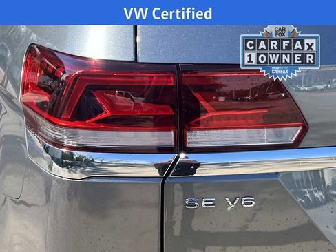 Certified 2021 Volkswagen Atlas SE image 6