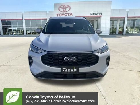 Used 2025 Ford Escape ST-Line Select image 8