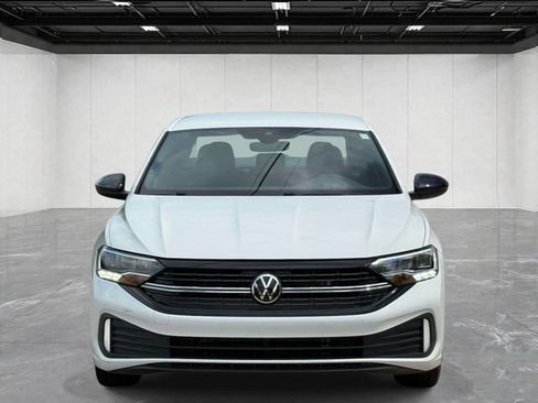 Used 2024 Volkswagen Jetta Sport FWD image 8