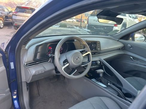 Used 2021 Hyundai Elantra SEL image 8