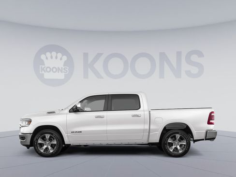 Used 2019 RAM 1500 Laramie AWD/4WD image 2