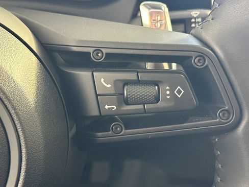 Certified 2026 Porsche Macan AWD/4WD image 29