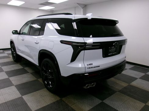 New 2026 Chevrolet Traverse RS w/ LPO, Floor Liner Package image 2