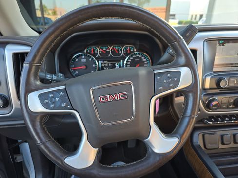 Used 2017 GMC Sierra 1500 SLT image 10