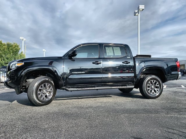 Certified 2023 Toyota Tacoma SR5 w/ SR5 Appearance Package RWD image 5