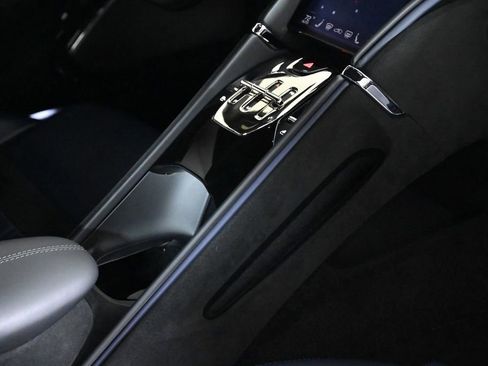 Used 2021 Ferrari Roma image 33