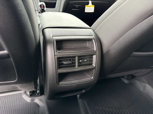 New 2026 Cadillac XT5 Luxury w/ LPO, Floor Liner Package image 18