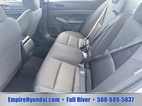 Used 2024 Nissan Altima 2.5 SV FWD image 14