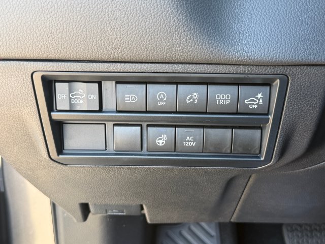 Used 2024 Toyota Tundra Limited AWD/4WD image 23