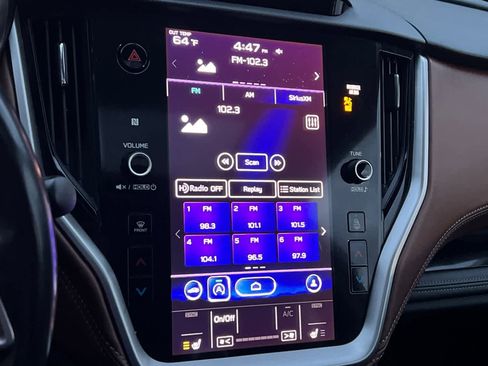 Used 2022 Subaru Outback Touring XT w/ Popular Package #2 image 23