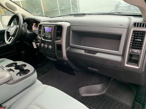 Used 2018 RAM 1500 Express AWD/4WD image 12