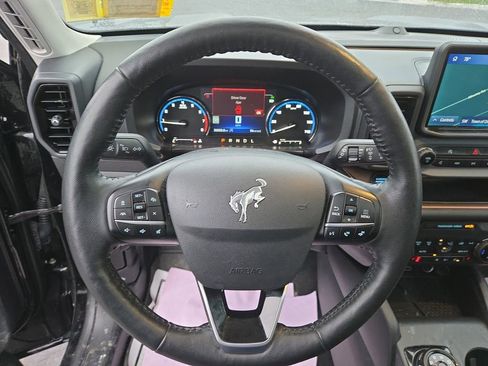 Used 2023 Ford Bronco Sport Outer Banks w/ Tech Package image 16