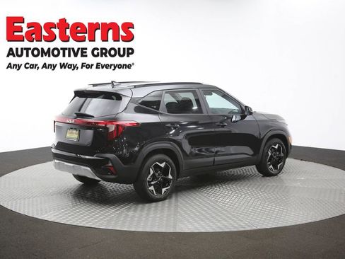 Used 2025 Kia Seltos S FWD image 40