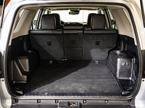 Used 2020 Toyota 4Runner TRD Off-Road Premium image 17