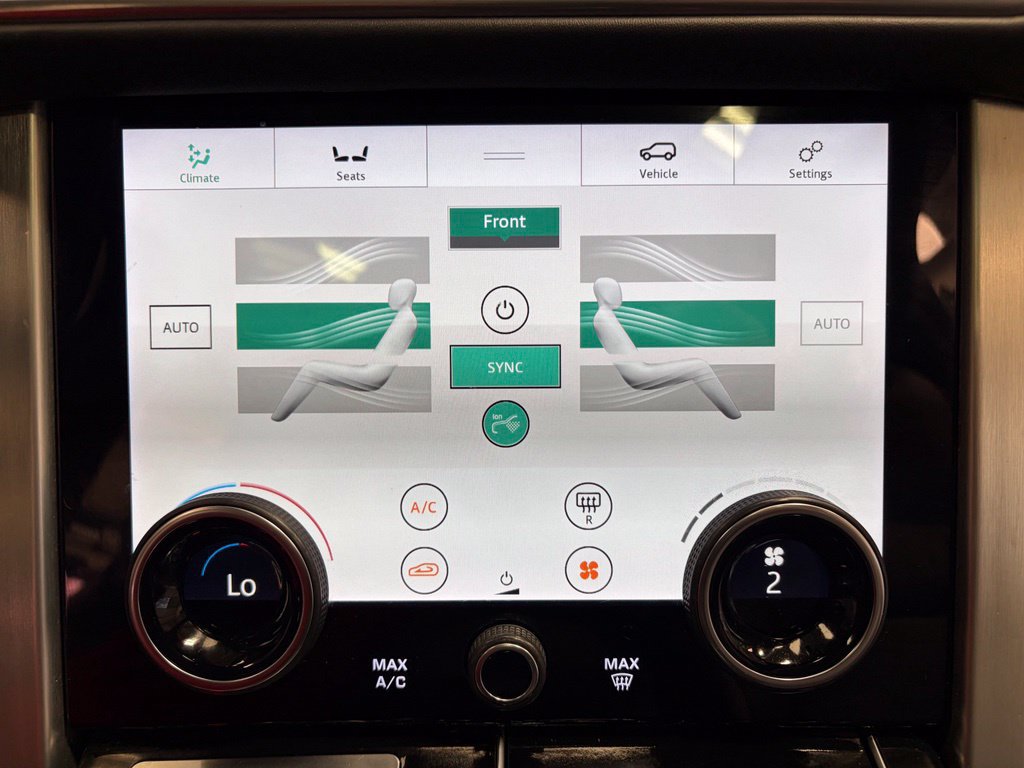 Used 2019 Land Rover Range Rover HSE AWD/4WD image 20