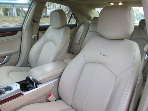 Used 2011 Cadillac CTS Premium image 16