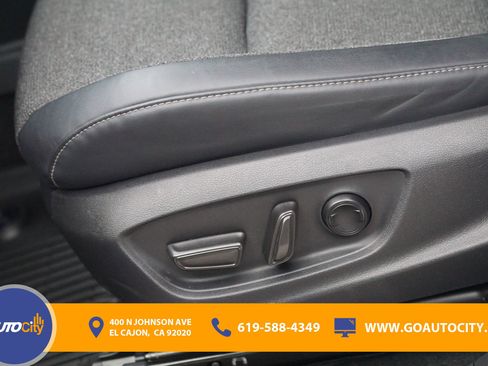 Used 2024 Toyota Crown XLE image 18