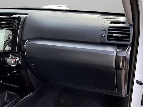 Used 2024 Toyota 4Runner TRD Off-Road Premium image 21