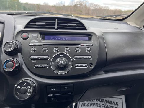 Used 2012 Honda Fit Sport image 16