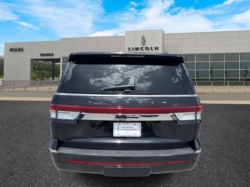 Certified 2024 Lincoln Navigator Reserve image 4