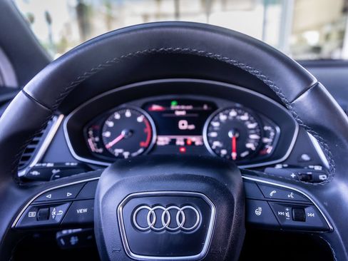 Used 2023 Audi Q5 2.0T Premium w/ Convenience Package AWD/4WD image 21