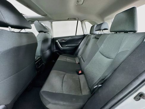 Used 2021 Toyota RAV4 XLE w/ Convenience Package AWD/4WD image 29