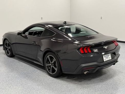 Certified 2024 Ford Mustang Coupe RWD image 9