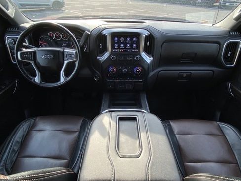 Used 2020 Chevrolet Silverado 1500 LT Trail Boss image 27