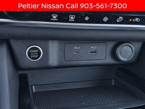 Certified 2023 Nissan Rogue SV image 34