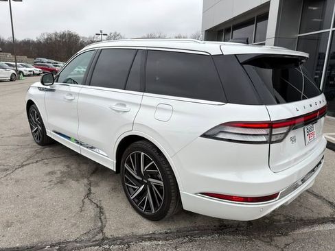 Used 2025 Lincoln Aviator Black Label image 5
