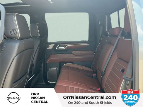 Used 2025 GMC Sierra 2500 Denali Ultimate AWD/4WD image 13