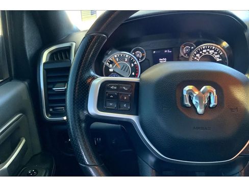 Used 2021 RAM 2500 Big Horn image 20