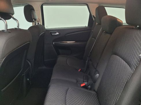 Used 2017 Dodge Journey SXT w/ Blacktop Package FWD image 18