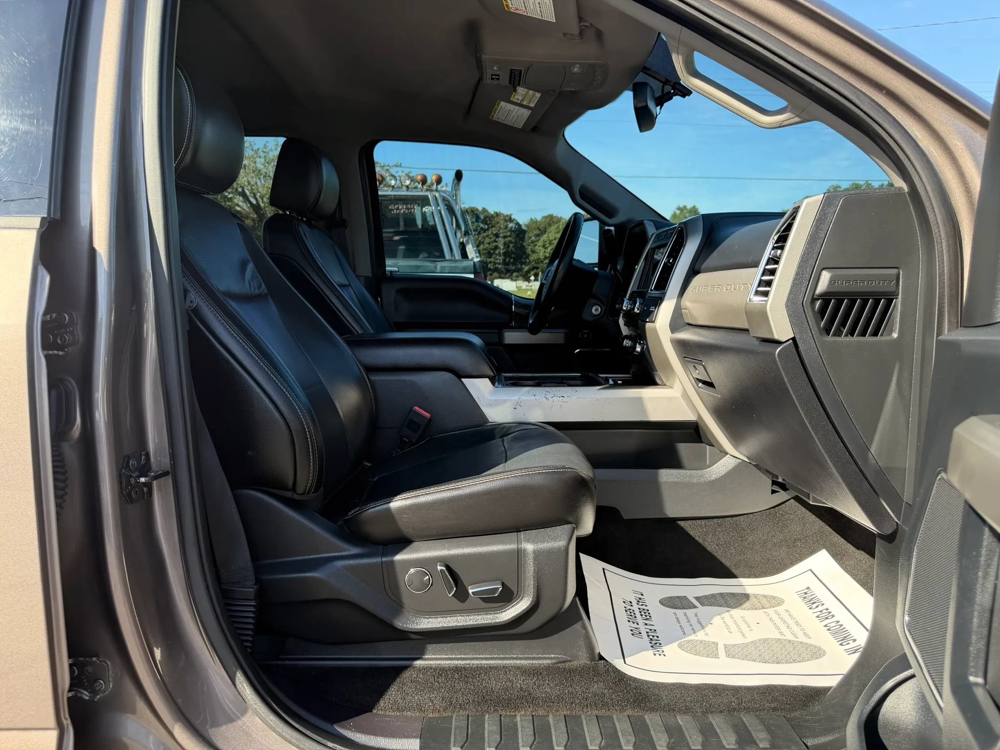Used 2018 Ford F250 Lariat w/ Chrome Package AWD/4WD image 23