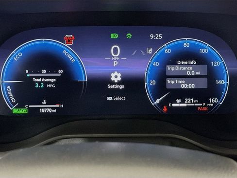 Used 2025 Toyota Sienna Limited AWD/4WD image 14