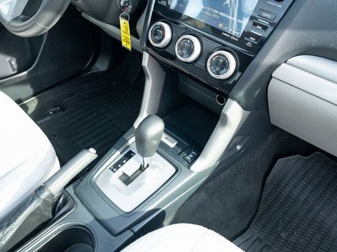 Used 2018 Subaru Forester 2.5i Premium image 43