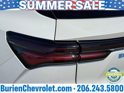 Used 2024 Chevrolet Equinox EV LT w/ Active Safety Package 3 AWD/4WD image 37