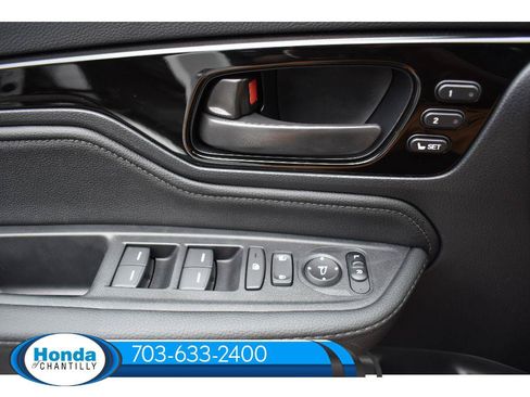 New 2026 Honda Odyssey Touring image 24