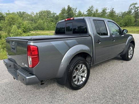 Used 2020 Nissan Frontier SV AWD/4WD image 8