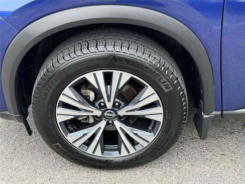 Certified 2022 Nissan Rogue SV image 12