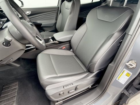 Certified 2023 Volkswagen ID.4 Pro S RWD image 5