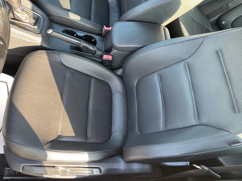 Used 2017 Volkswagen Jetta SE image 17