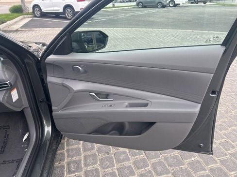 New 2026 Hyundai Elantra Blue image 23