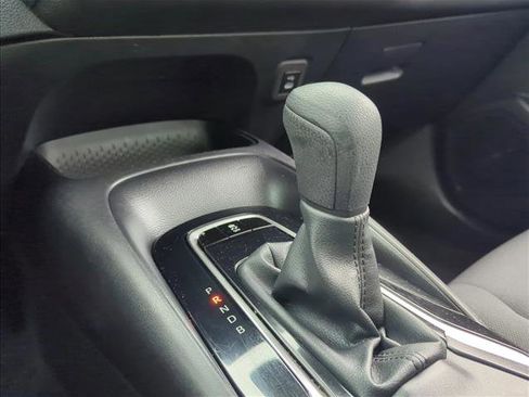 Used 2024 Toyota Corolla LE image 9