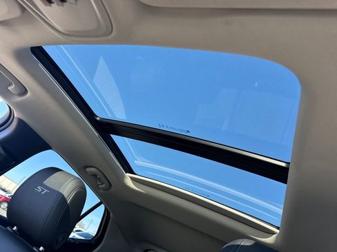 New 2026 Buick Encore GX Sport Touring w/ Advanced Technology Package FWD image 22