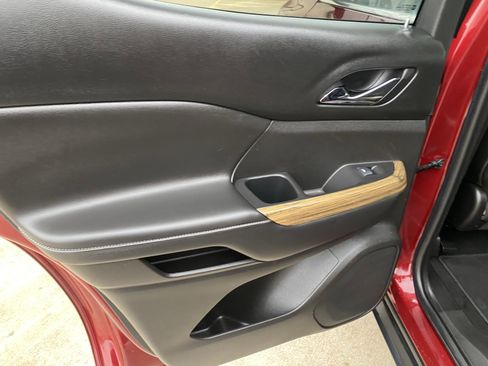 Used 2017 GMC Acadia Denali image 14