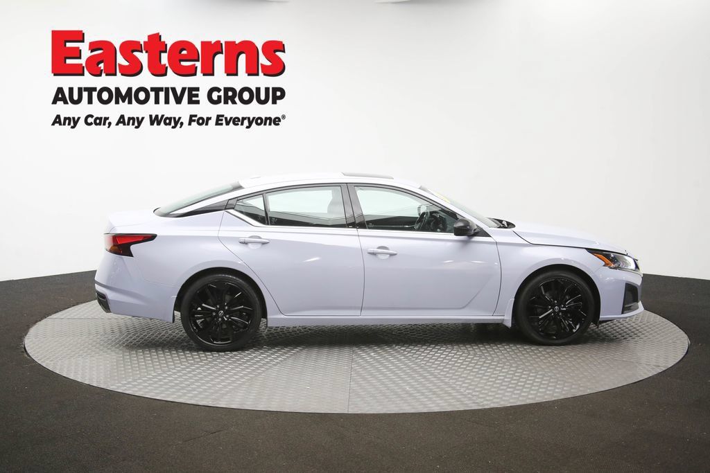 Used 2023 Nissan Altima 2.5 SR w/ SR Premium Package FWD image 48