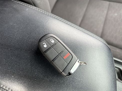 Used 2023 Dodge Durango SXT Launch Edition image 24