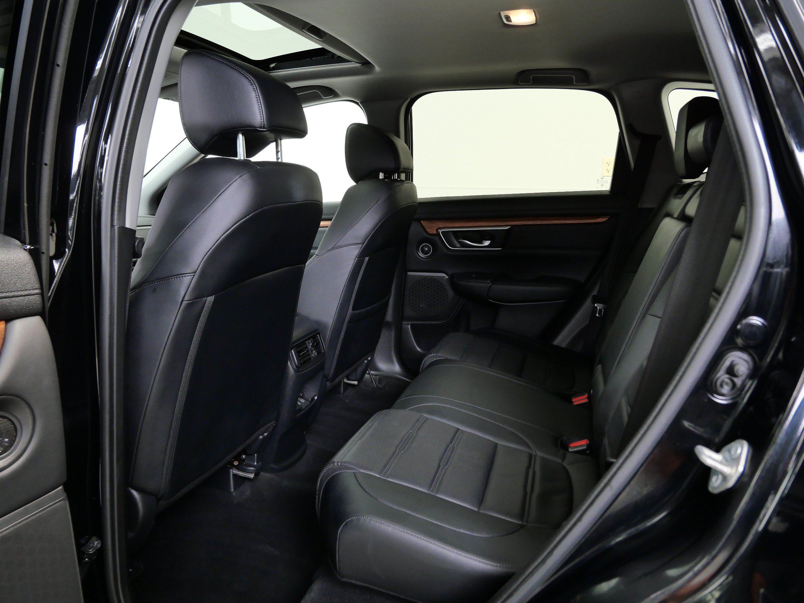 Used 2020 Honda CR-V EX-L image 16