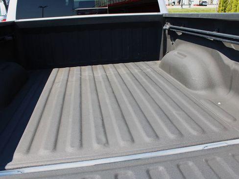 Used 2022 RAM 1500 Laramie AWD/4WD image 27